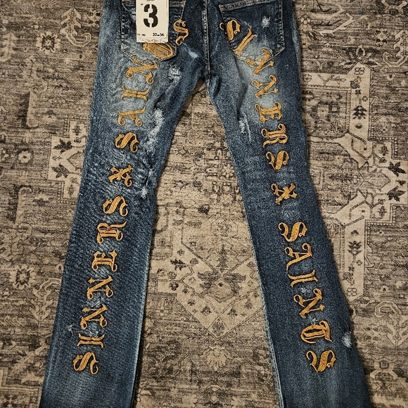 Blue Skinny Jeans with Gold Embellishments - Picture 5 of 6